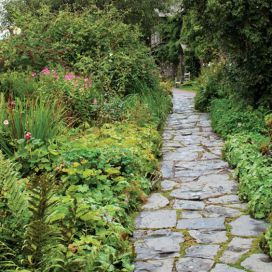 Kamenná záhradné cesta