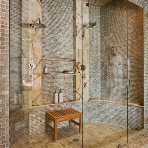 Kúpeľňa s mozaikovým obkladom Kamila Zedníčková