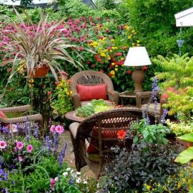 Záhradný zákutia so sedením