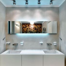 minimalistická kúpeľňa Tomajisko 