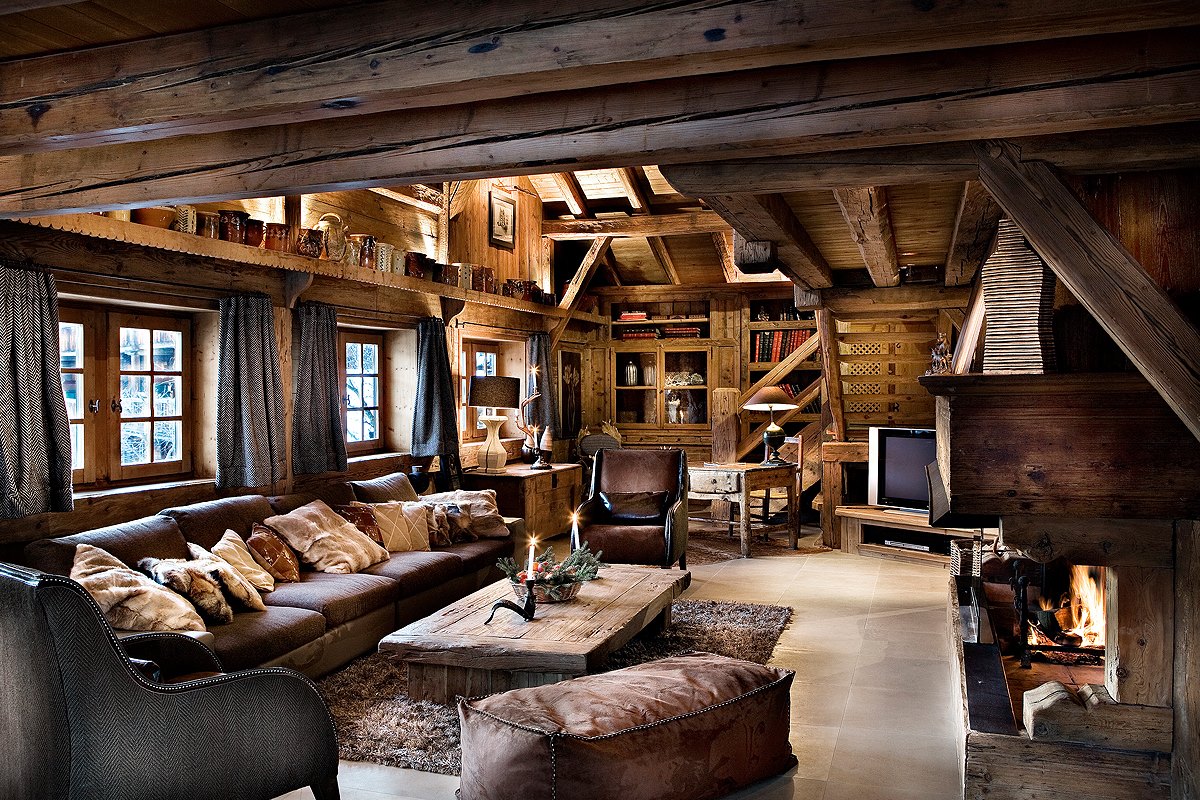 Obývacia izba v drevenej chate - 