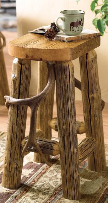 Barová stolička z prírodného dreva - 