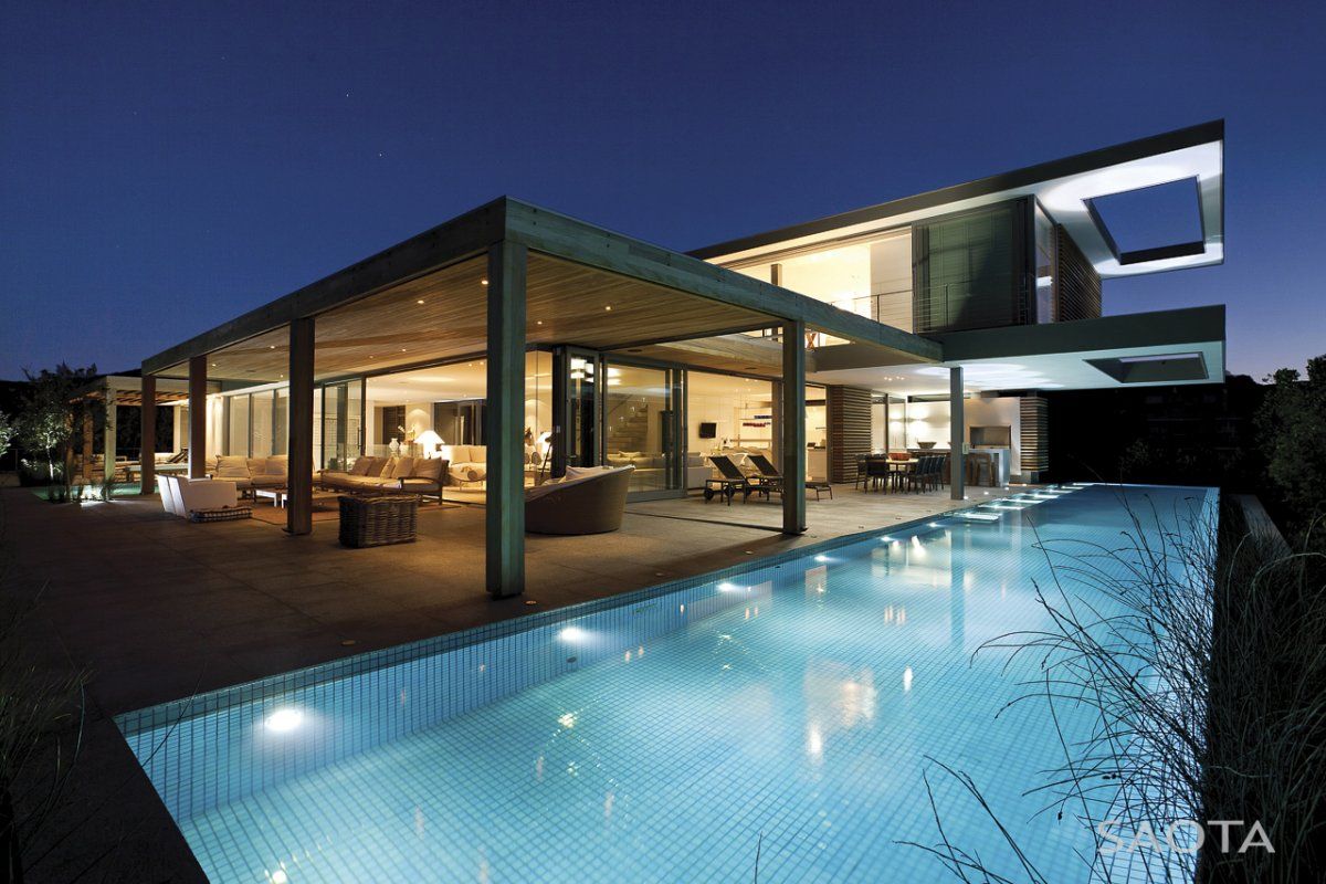 Elegance-6-bedroomed-Family-Home-by-SAOTA-swimming-pool-design - 