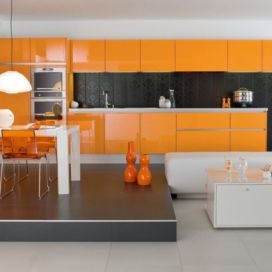 Kuchyňa Svetlo oranžové