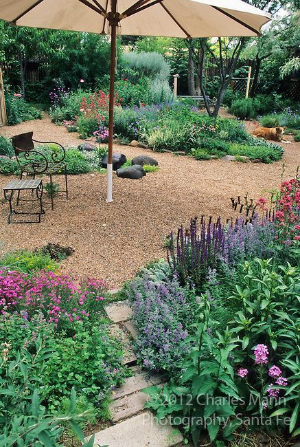 Prirodzený priestor pre záhradné sedenie - 
