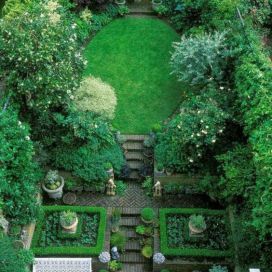 Záhrada z vtáčej perspektívy Jana Grisanti
