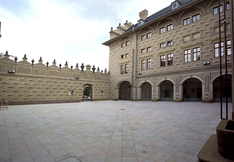 Schwarzenberský palác - 