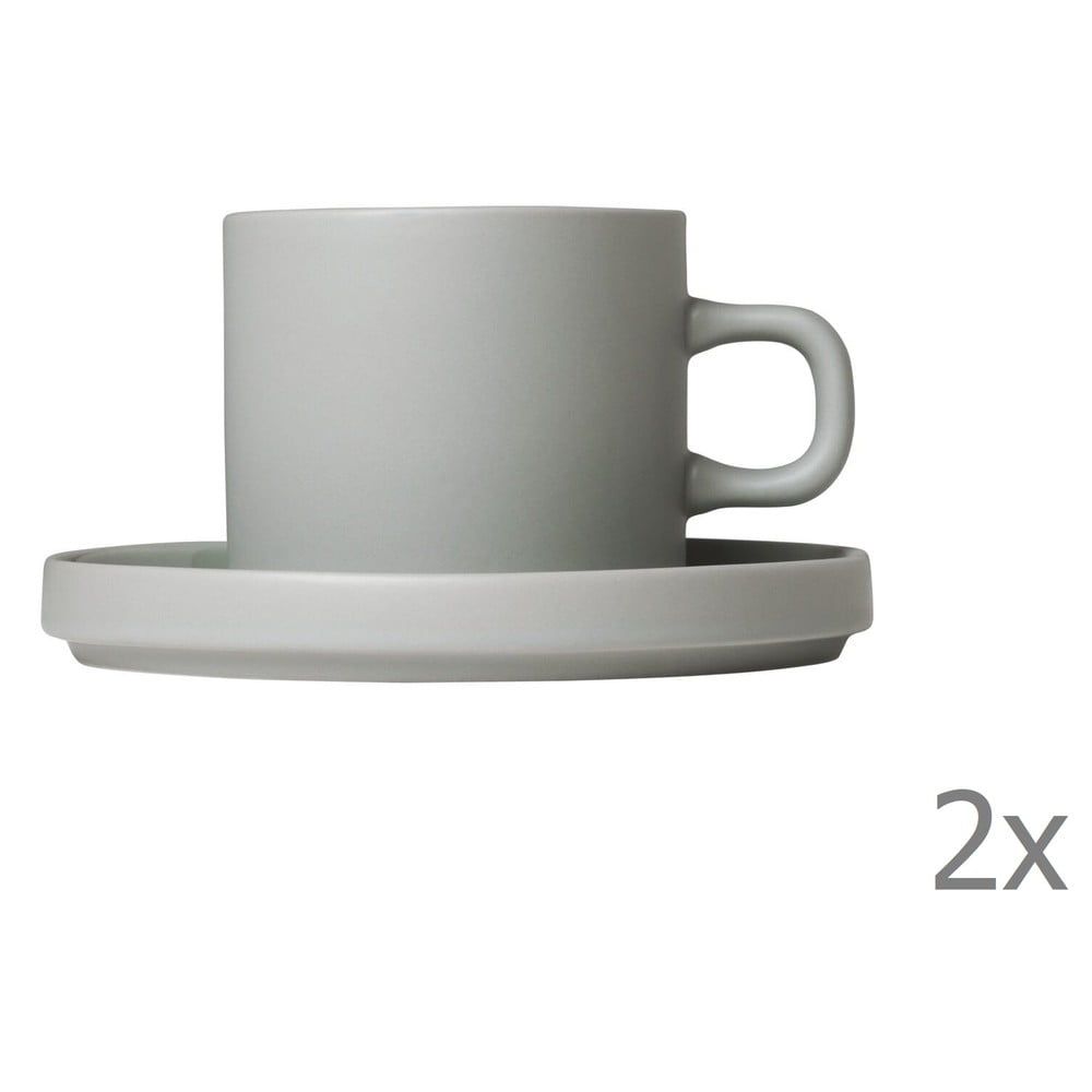 Súprava 2 svetlosivých keramických hrnčekov na kávu s tanierikmi Blomus Pilar, 200 ml - Bonami.sk