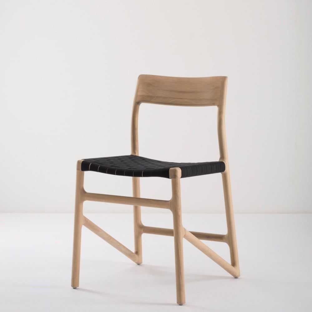 Jedálenská stolička z masívneho dubového dreva s čiernym sedadlom Gazzda Fawn - Bonami.sk