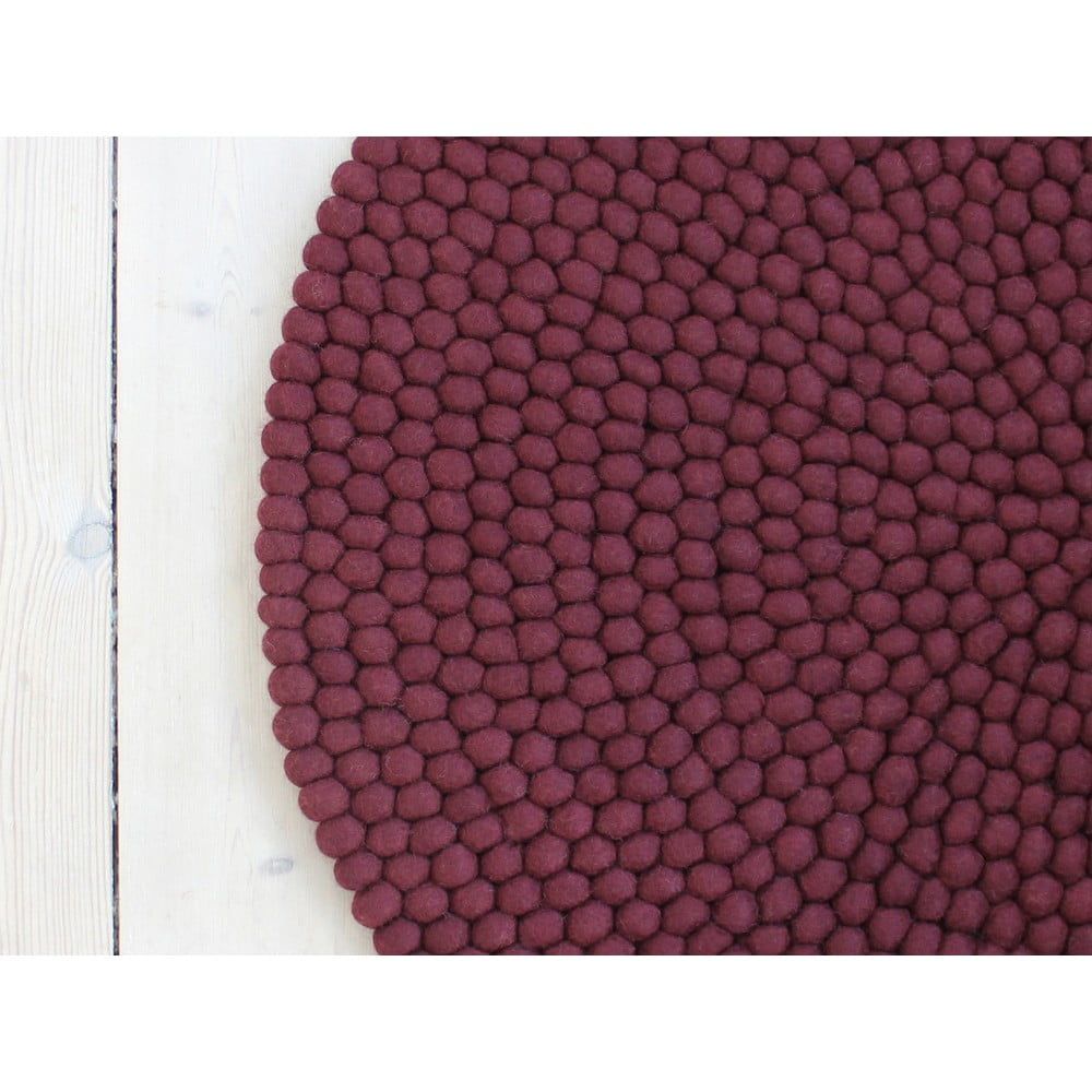 Tmavý višňovočervený guľôčkový vlnený koberec Wooldot Ball rugs, ⌀ 120 cm - Bonami.sk