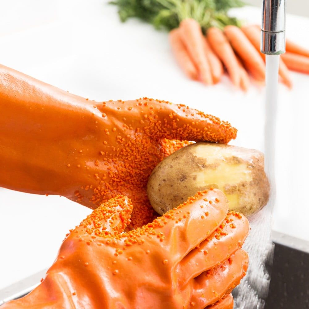 Oranžové rukavice na čištenie zeleniny InnovaGoods - Bonami.sk