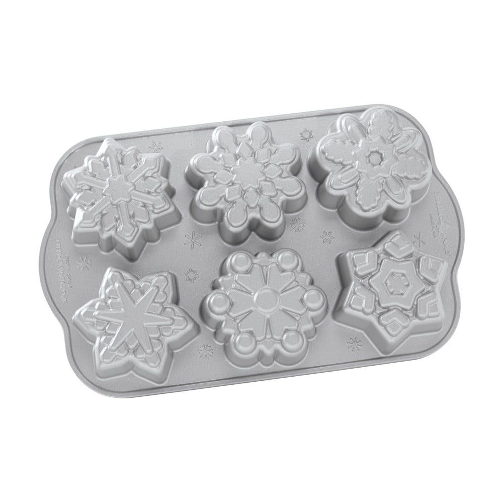 Forma na 6 minibáboviek v striebornej farbe Nordic Ware Snowflakes, 700 ml - Bonami.sk