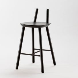 Čierna barová stolička z masívu EMKO Naïve