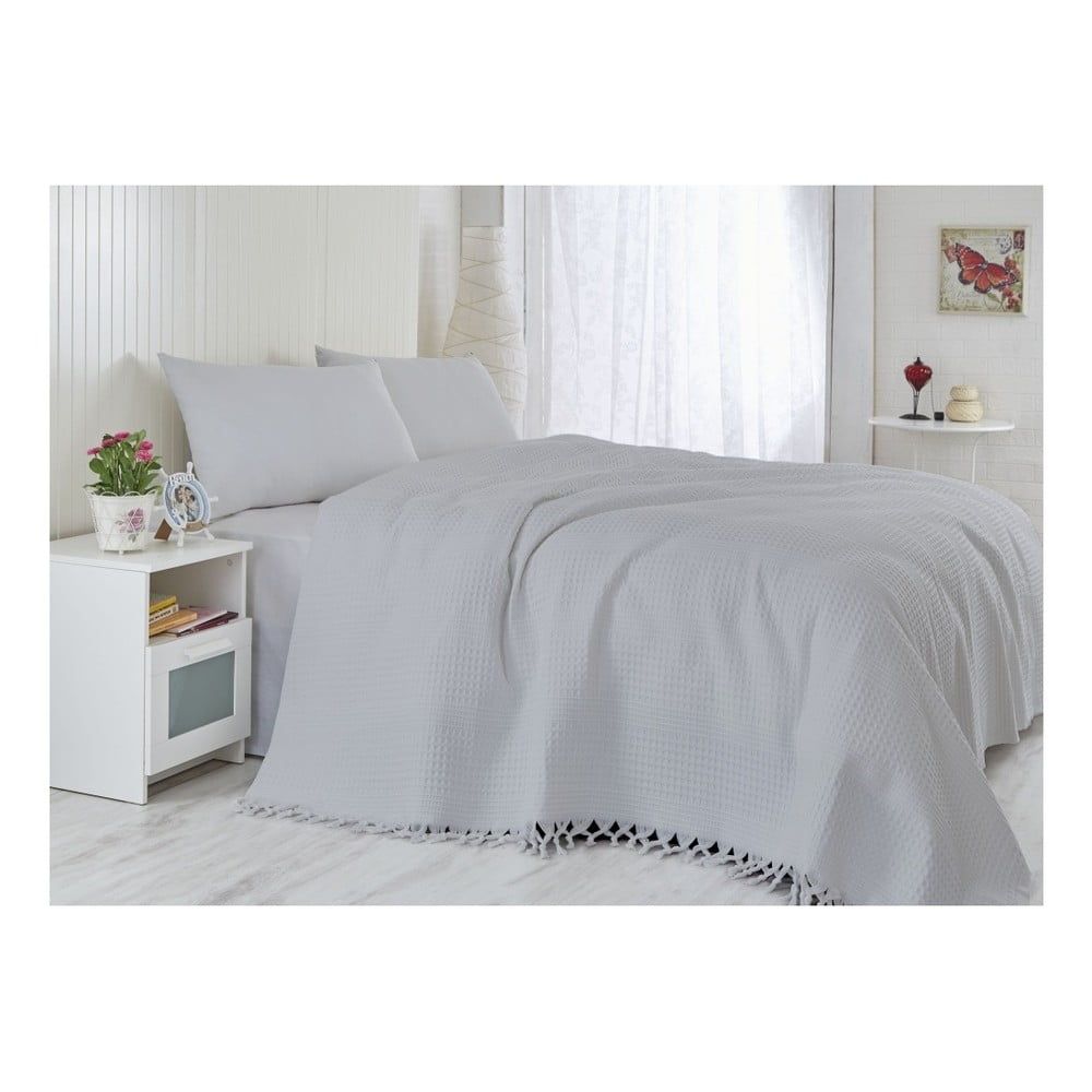 Svetlosivý pléd cez posteľ na dvojlôžko z bavlny Lipsy, 220 × 240 cm - Bonami.sk