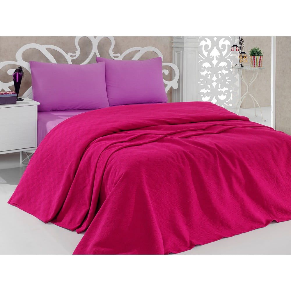 Prikrývka na posteľ Pique Magenta, 200 × 240 cm - Bonami.sk